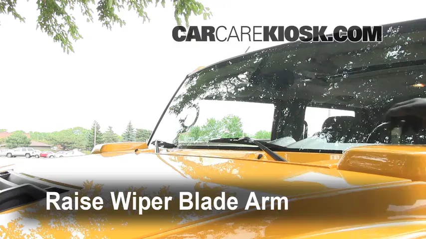 2003 Hummer H2 6.0L V8 Windshield Wiper Blade (Front)